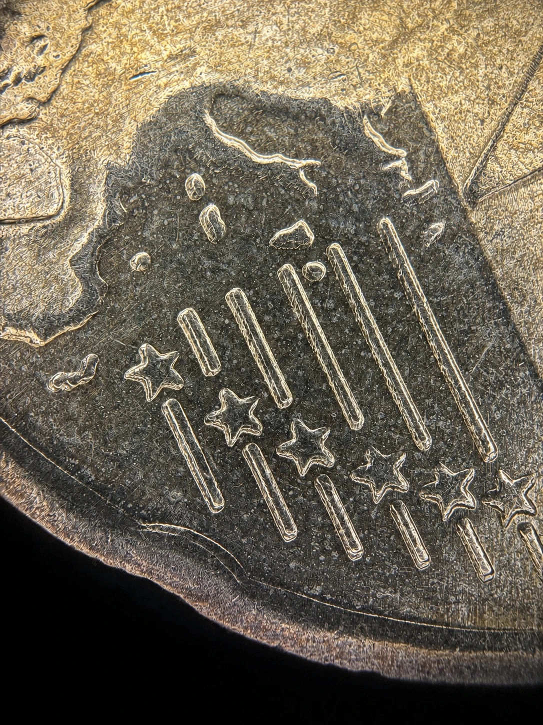 Détail d'une pièce de centime observée avec MacroVio